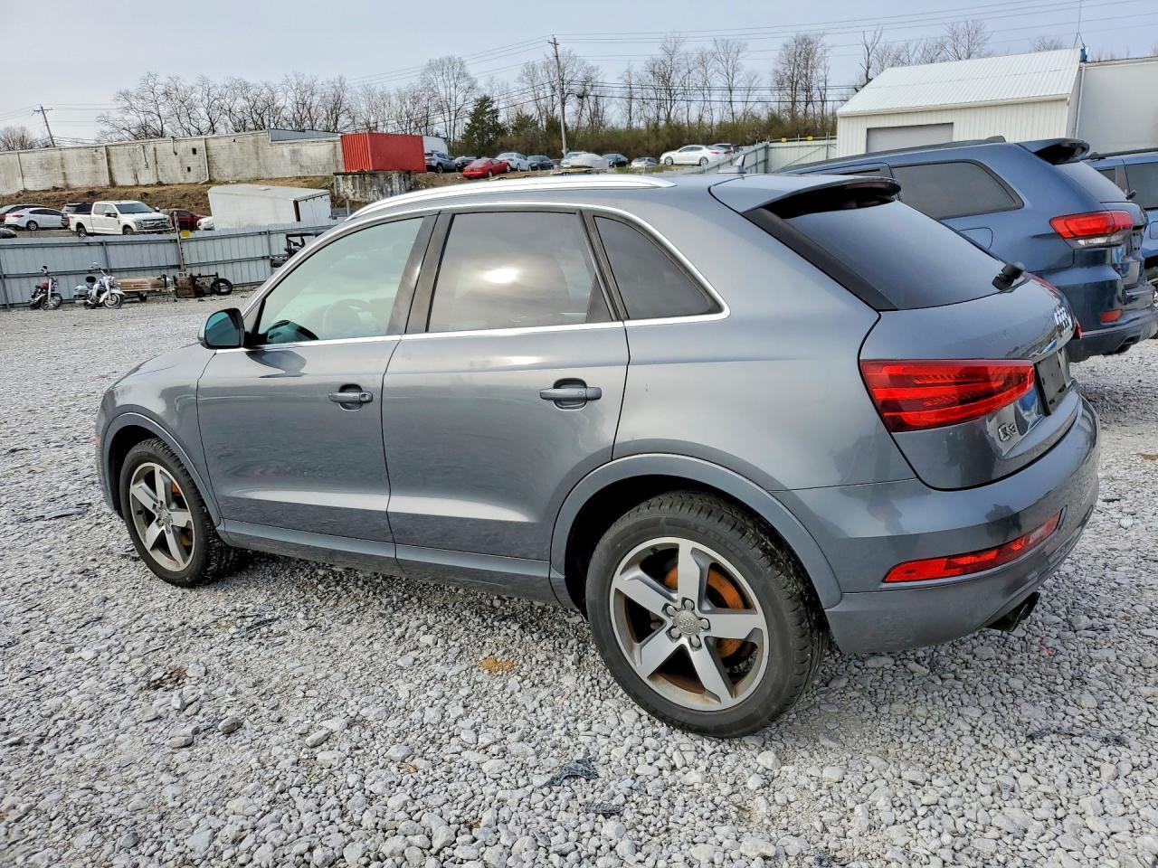 2015 AUDI Q3