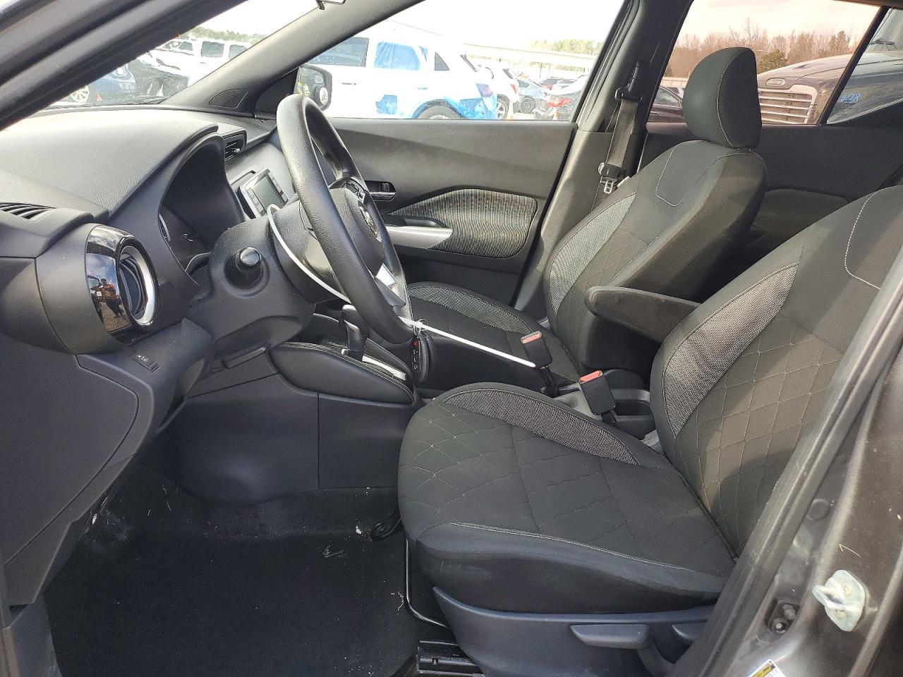 2019 NISSAN KICKS