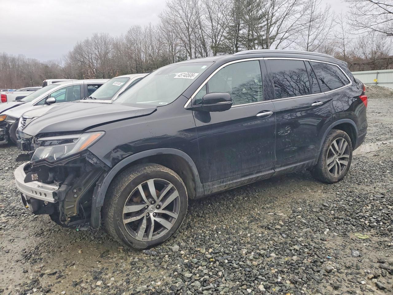 2017 HONDA PILOT