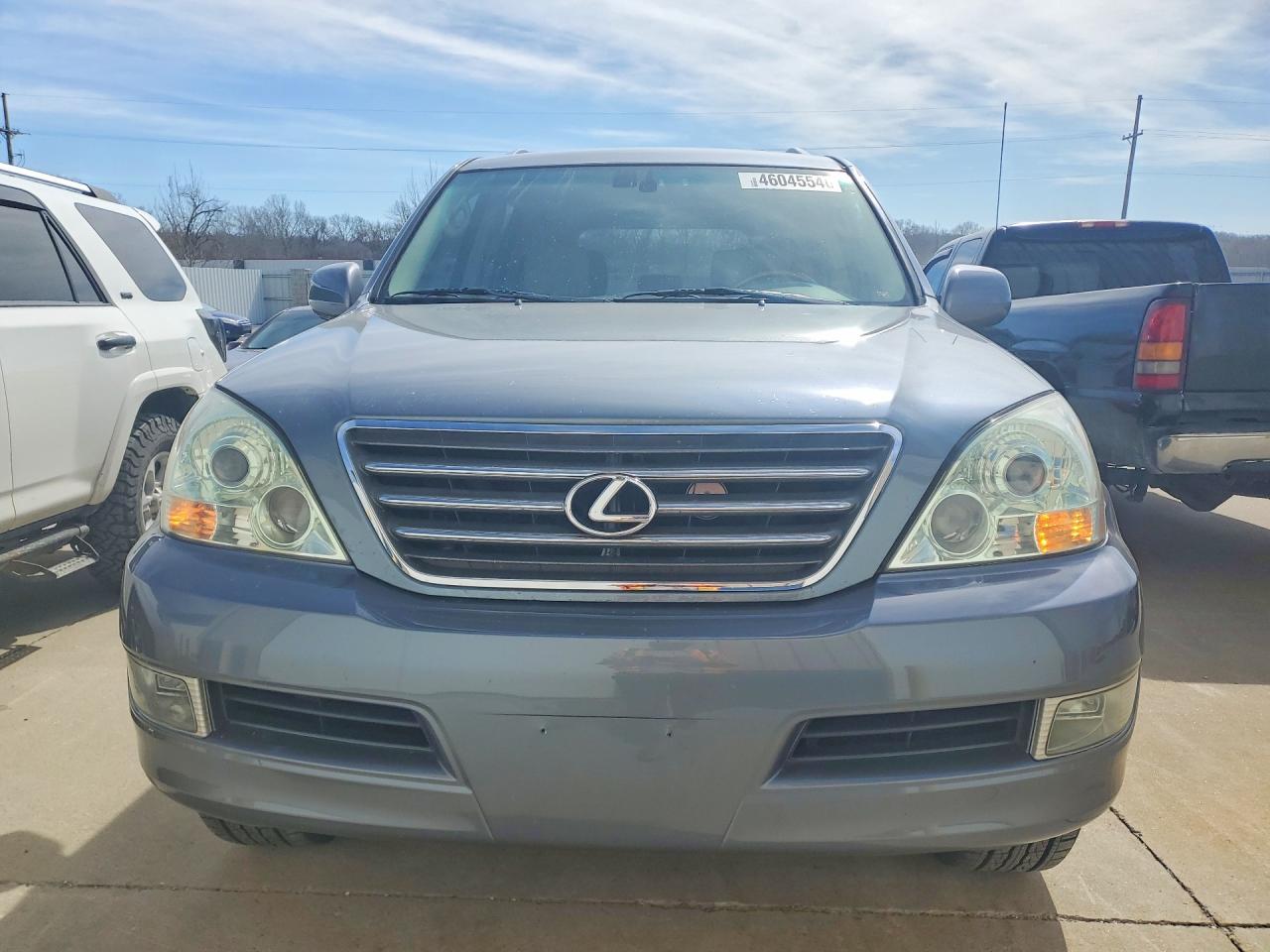 2004 LEXUS Gx 470