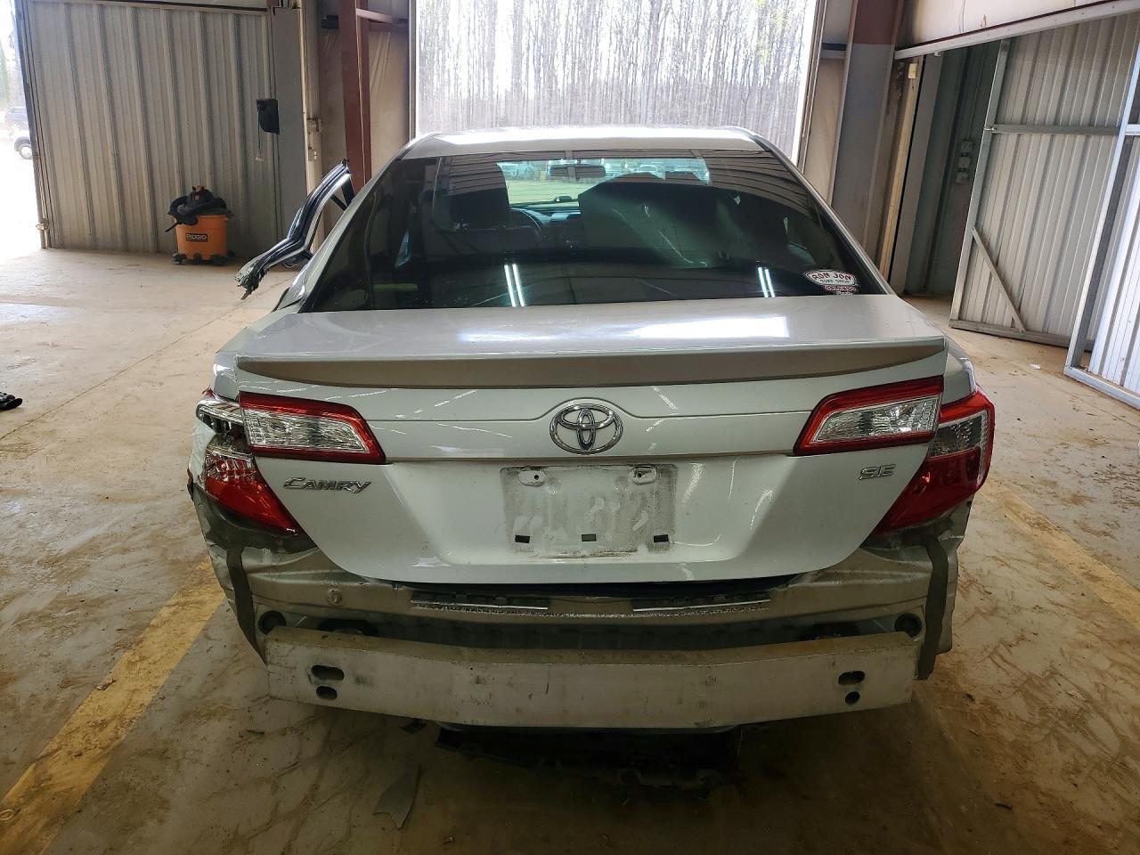 2012 TOYOTA CAMRY