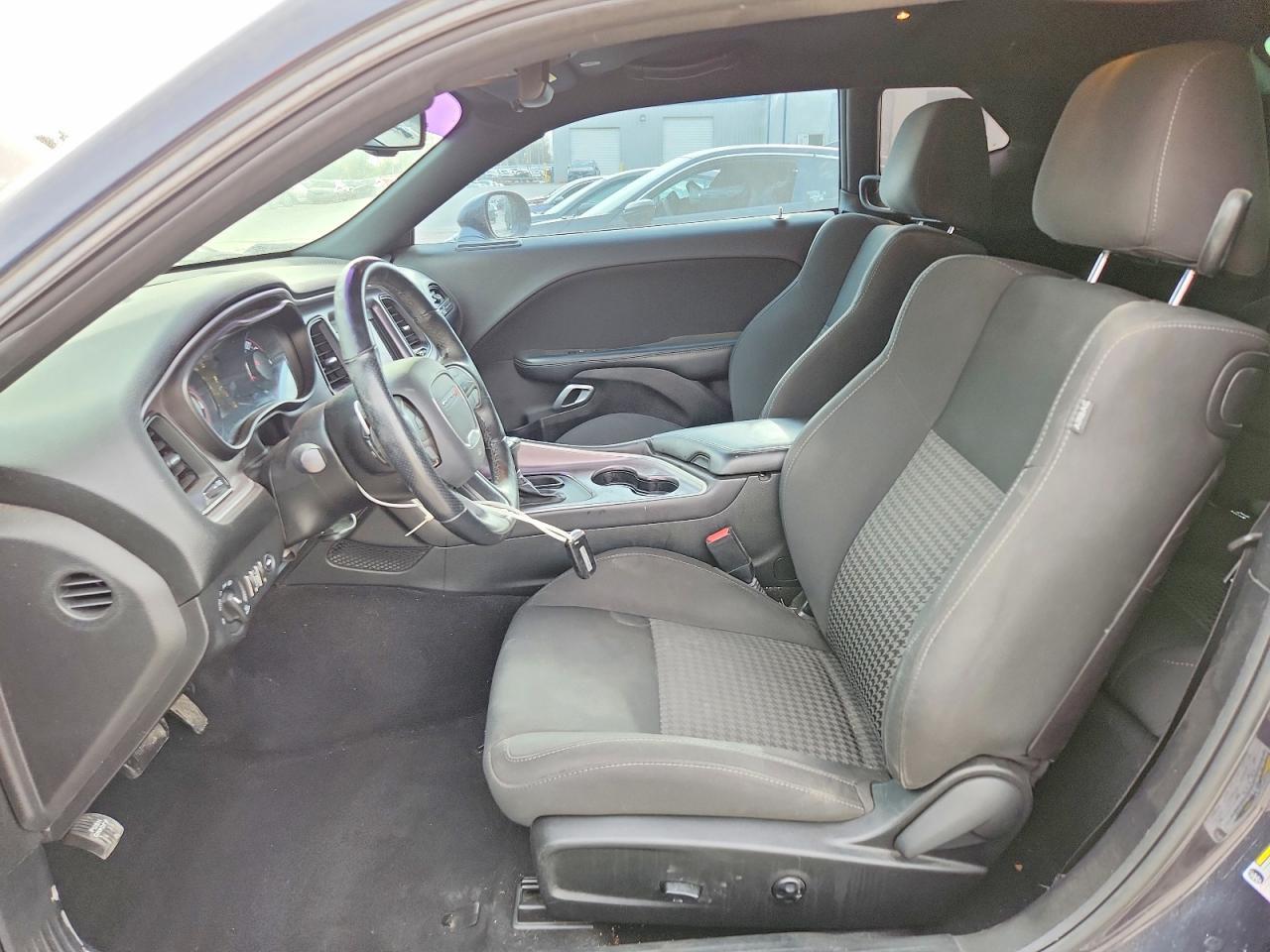2019 DODGE Challenger