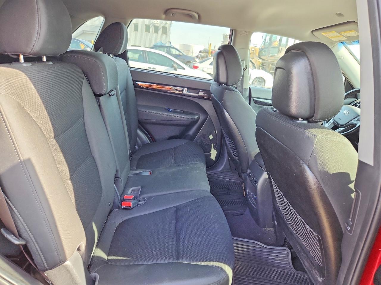 2014 KIA SORENTO