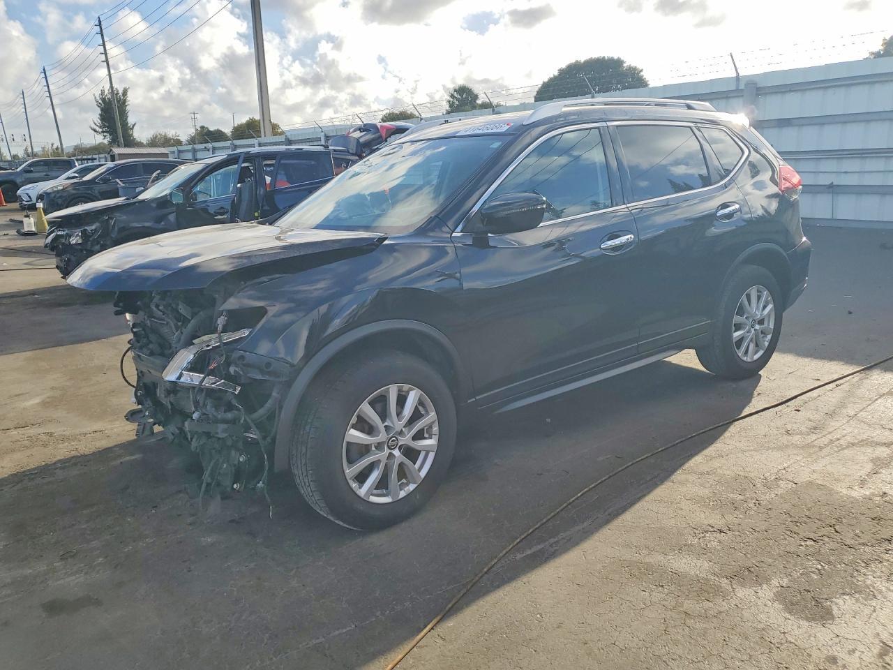 2018 NISSAN ROGUE