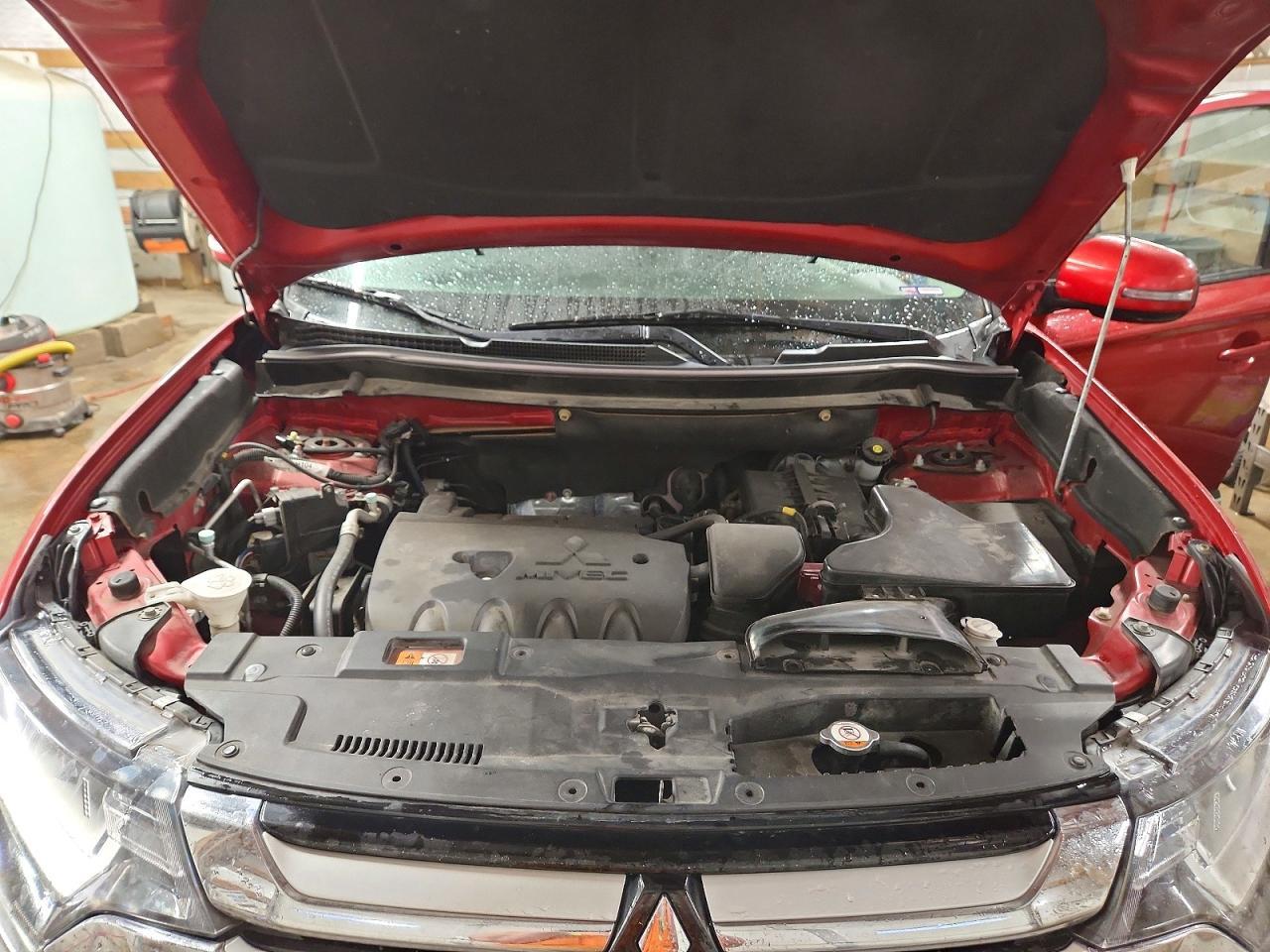 2016 MITSUBISHI outlander
