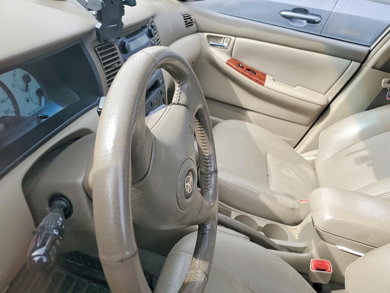 2004 TOYOTA COROLLA