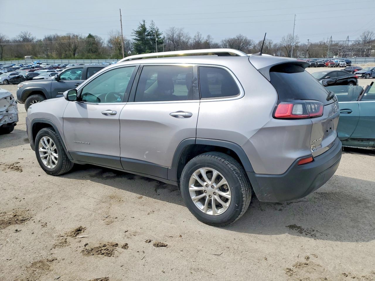 2019 JEEP CHEROKEE