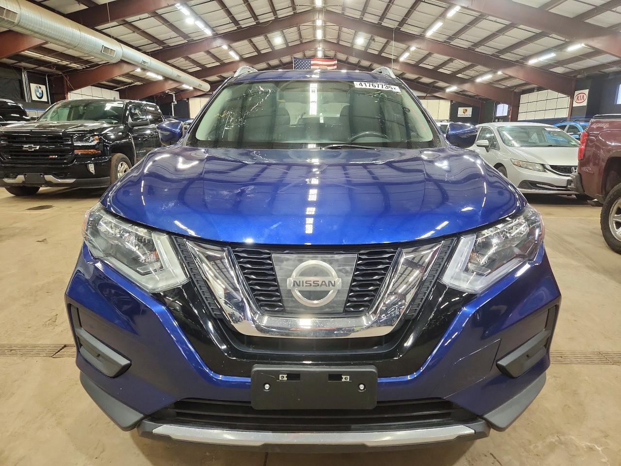2017 NISSAN ROGUE