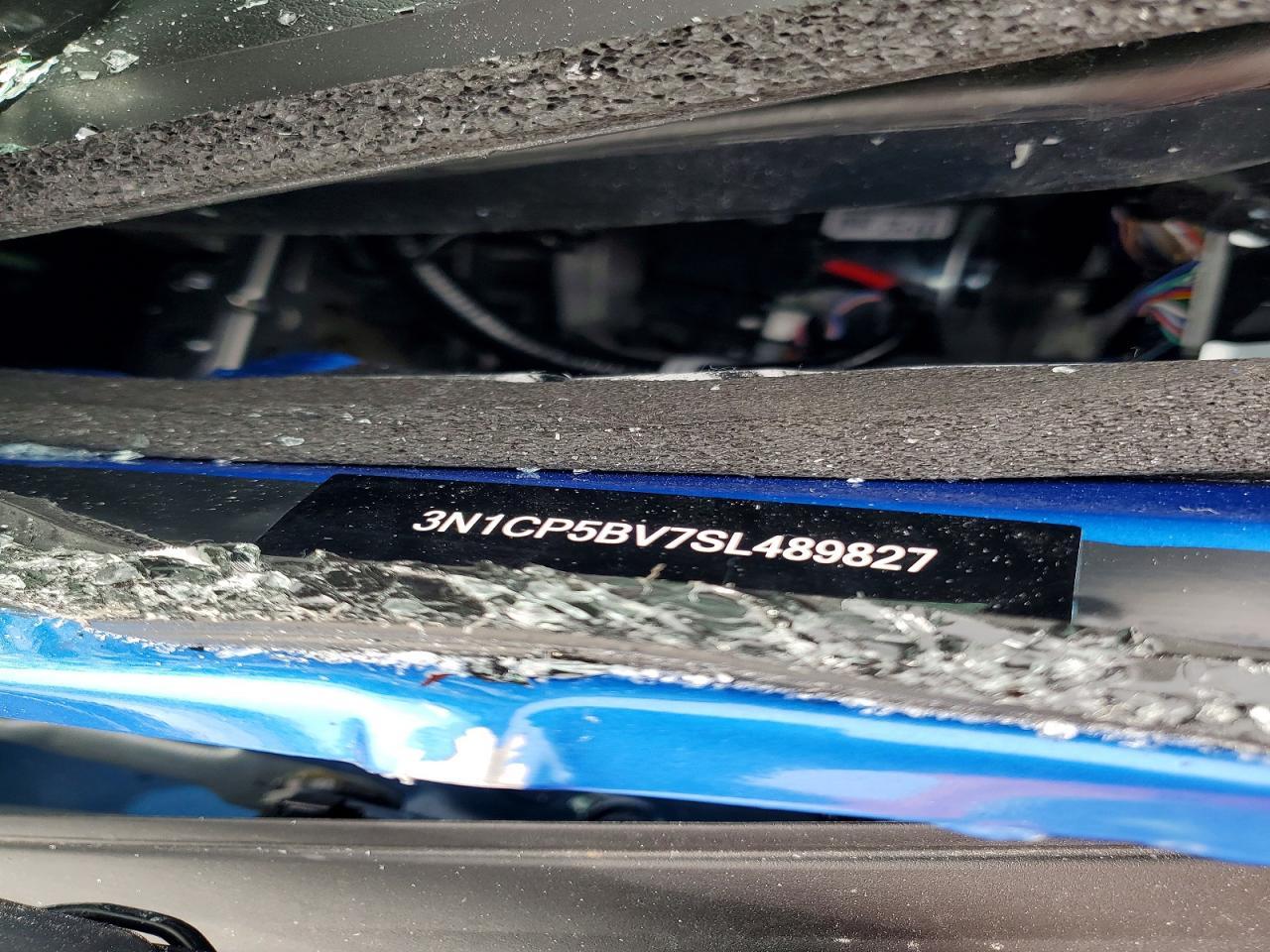 2025 NISSAN KICKS