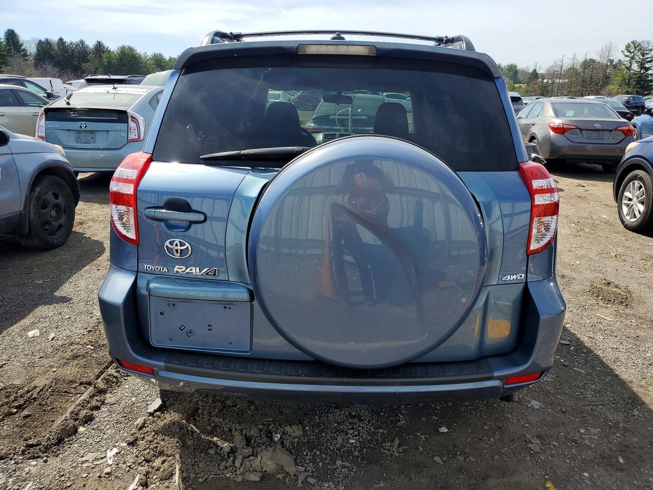 2010 TOYOTA RAV4