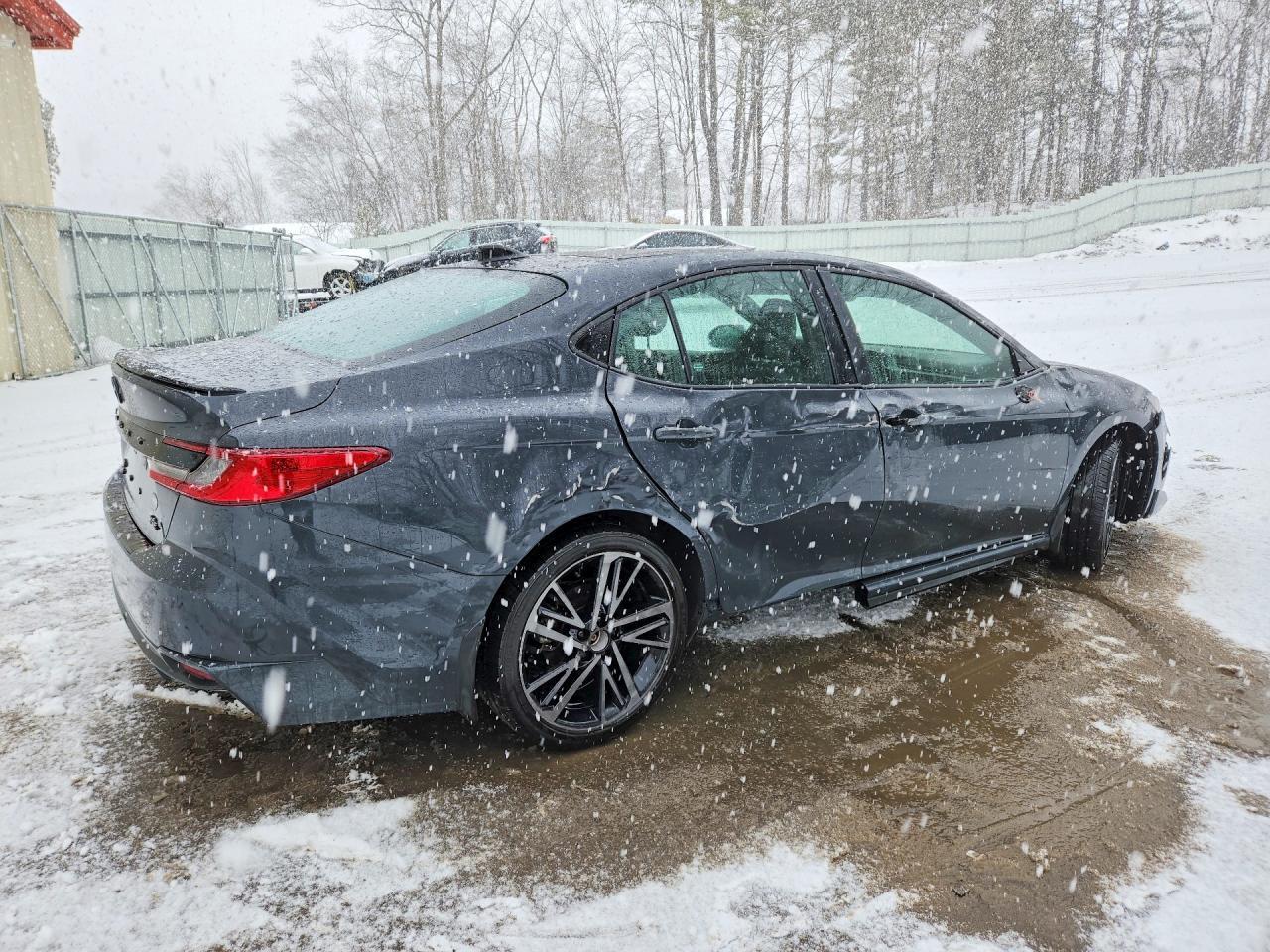 2025 TOYOTA CAMRY