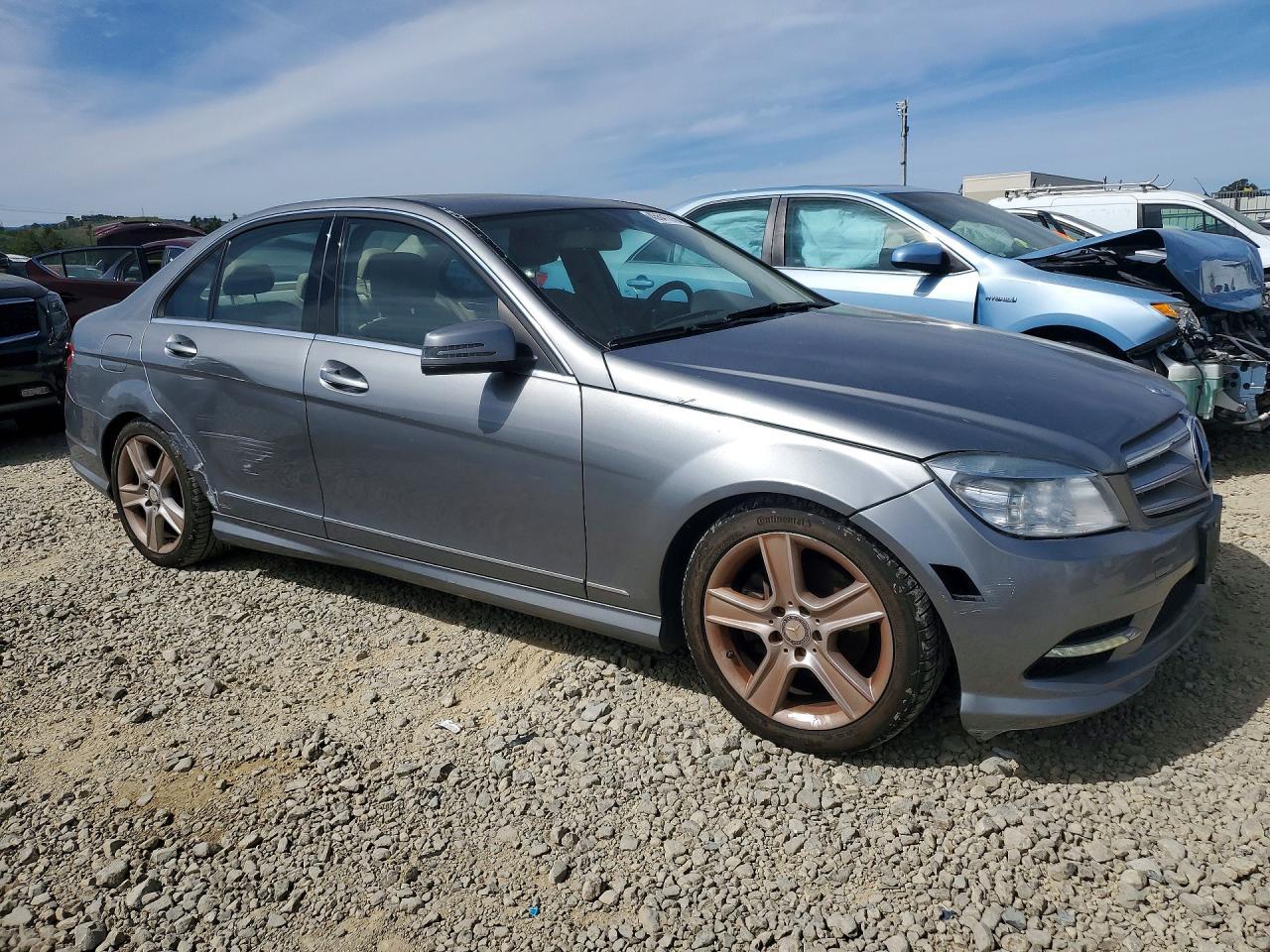 2011 MERCEDES-BENZ C-CLASS