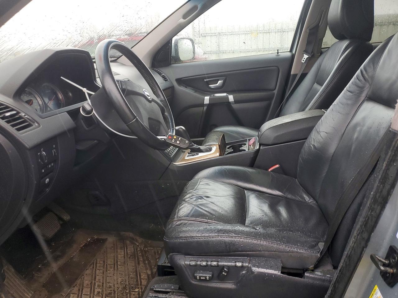 2011 Volv Xc 90