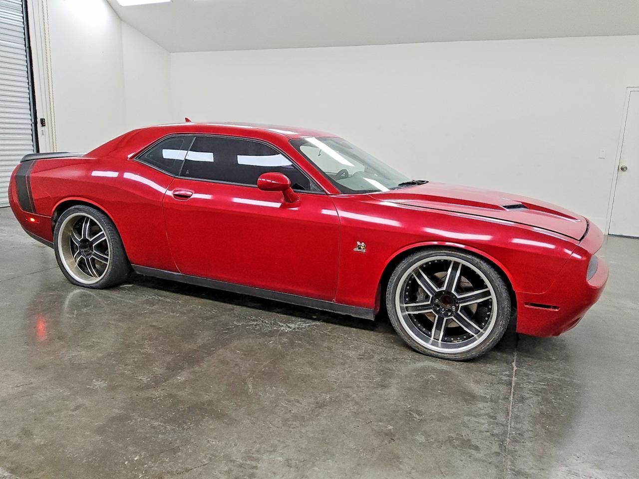 2016 DODGE Challenger