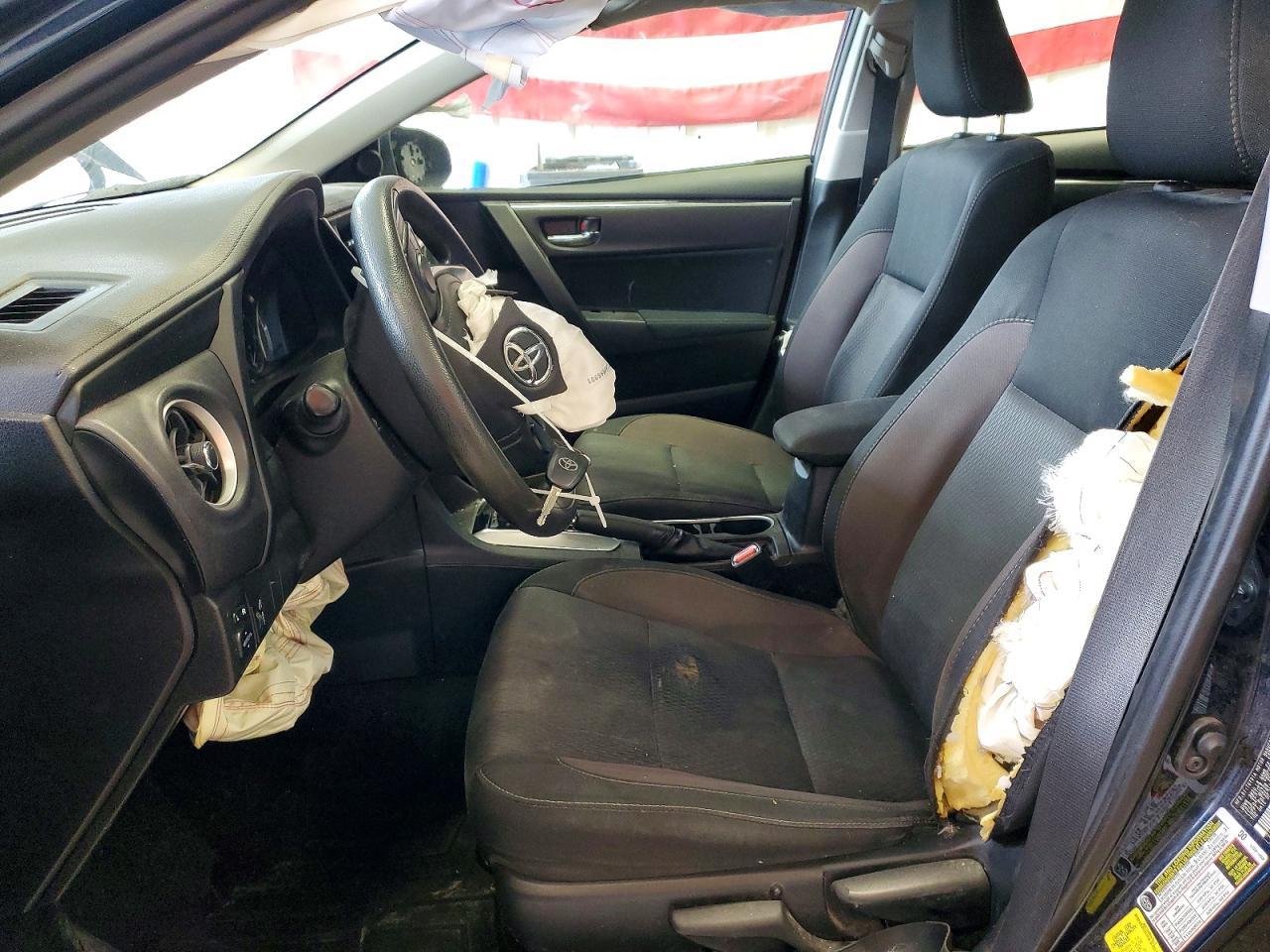 2017 TOYOTA COROLLA
