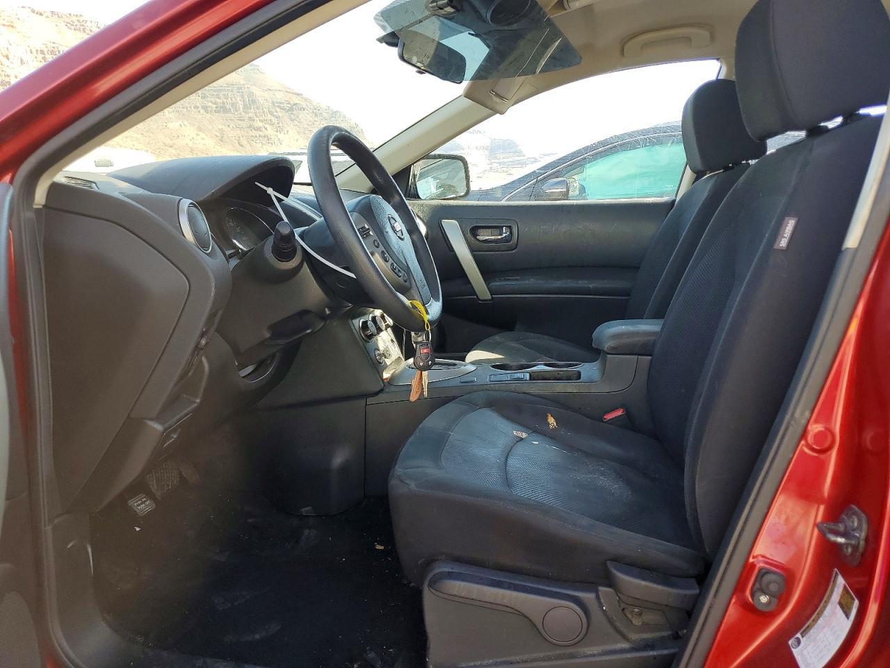 2014 NISSAN ROGUE
