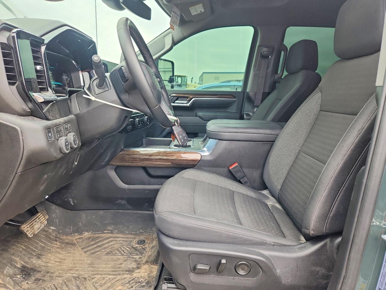 2026 CHEVROLET Silverado 2500