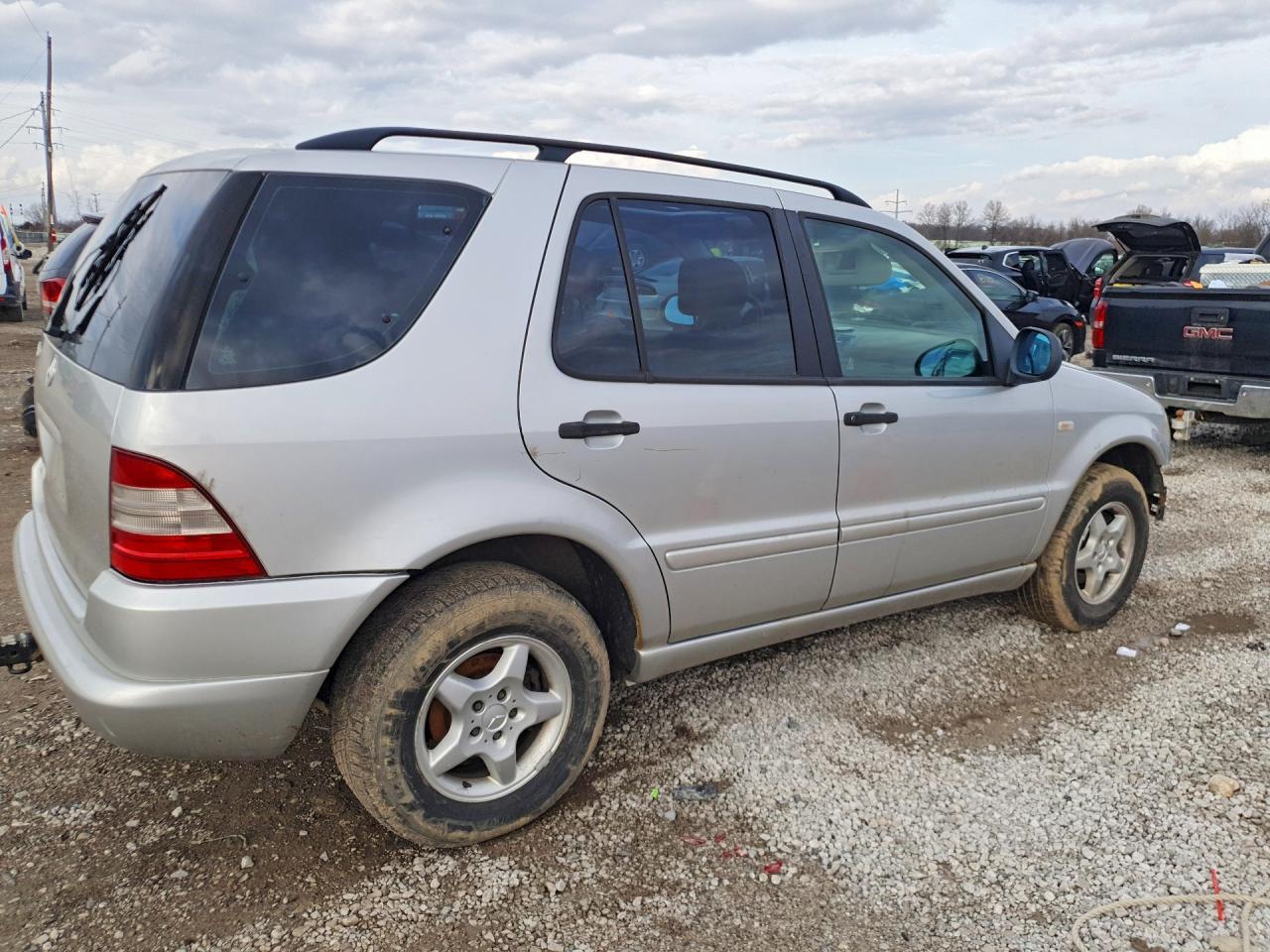 2000 MERCEDES-BENZ ML-Class