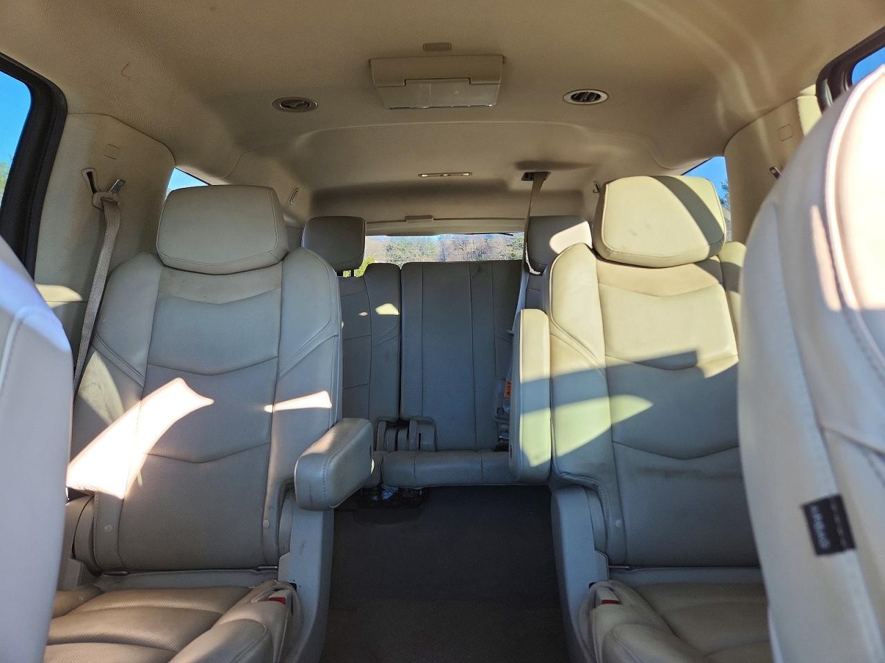2018 CADILLAC Escalade ESV