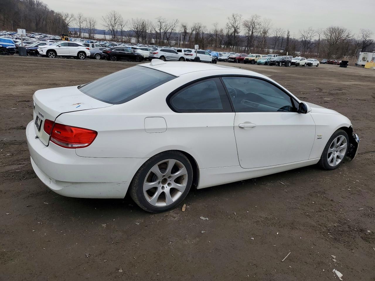 2009 BMW 3 SERIES