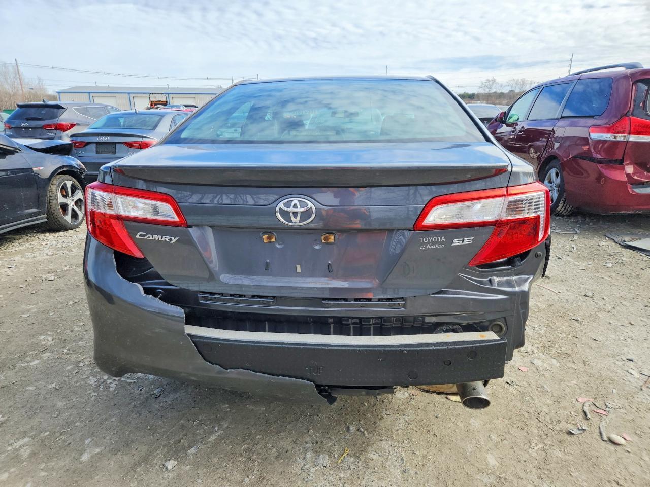 2012 TOYOTA CAMRY