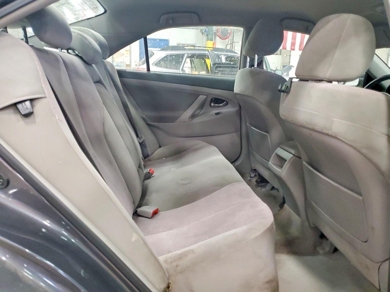 2010 TOYOTA CAMRY