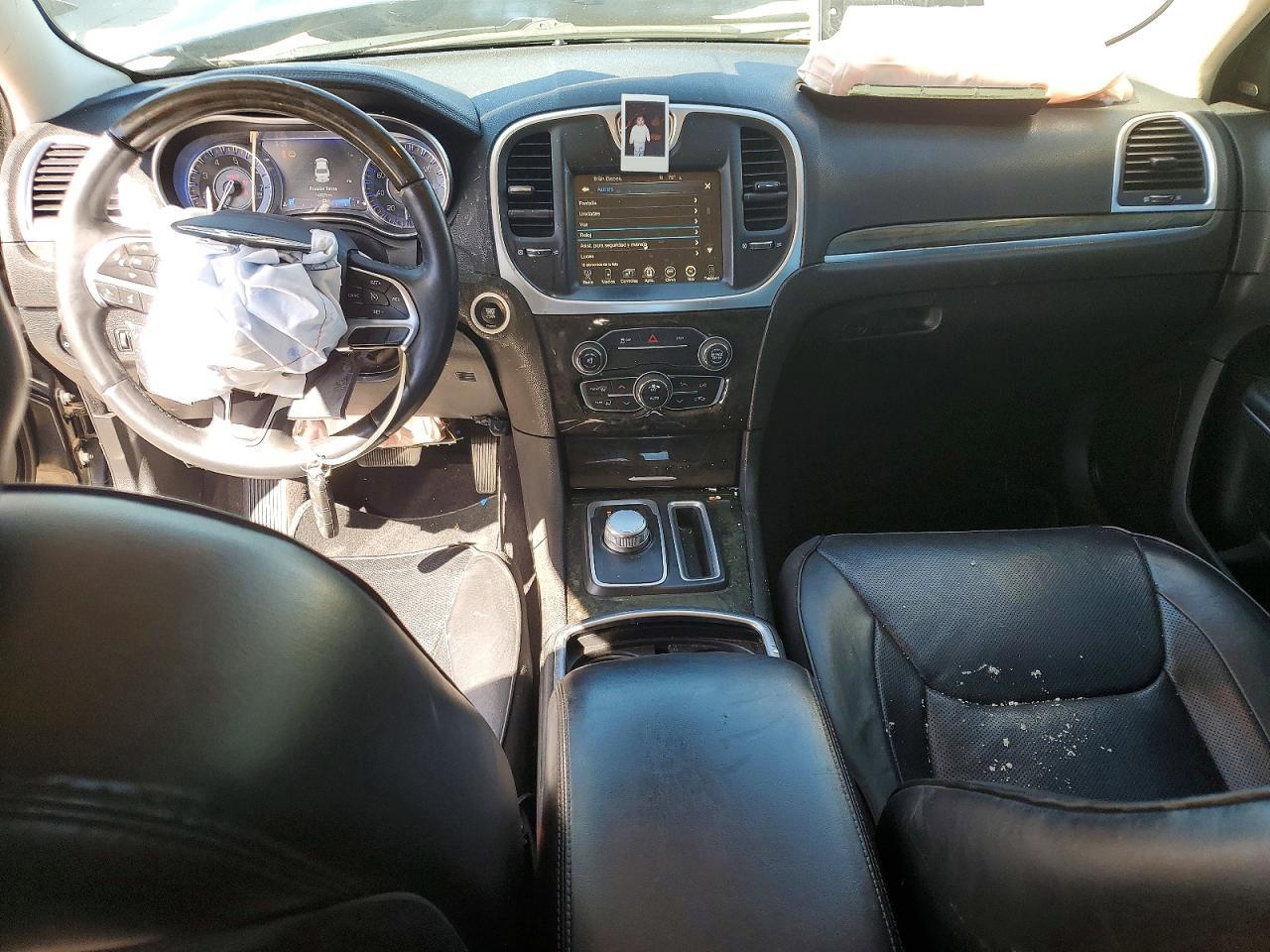 2016 CHRYSLER 300