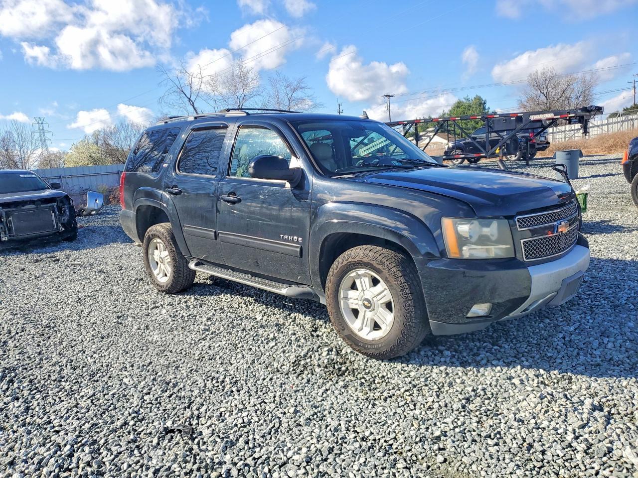 2011 CHEVROLET Tahoe