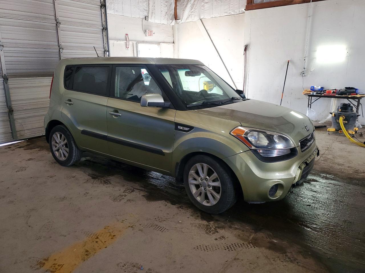 2013 KIA SOUL