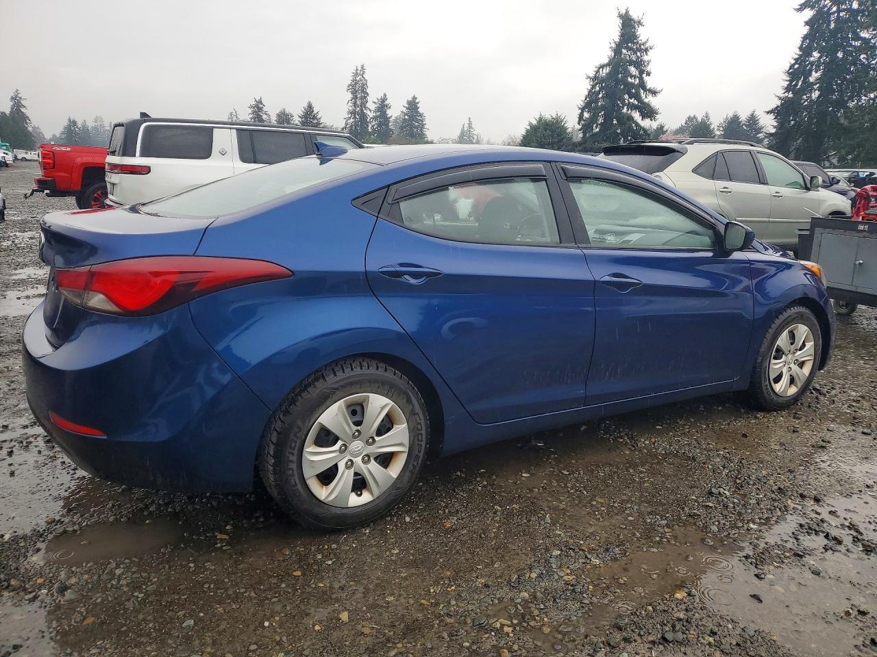 2016 HYUNDAI ELANTRA