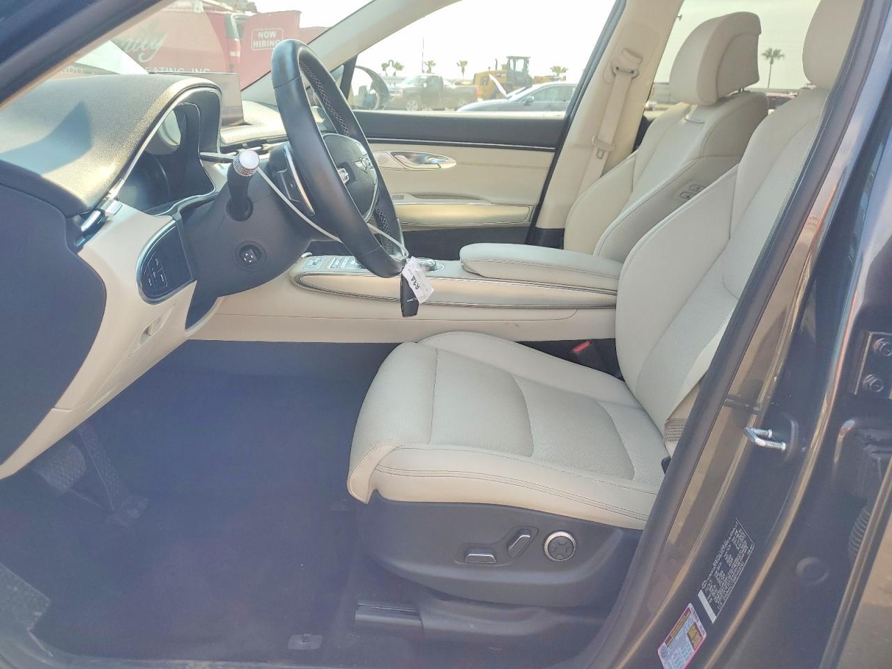 2024 GENESIS GV70