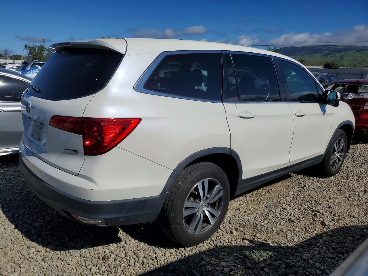 2018 HONDA PILOT