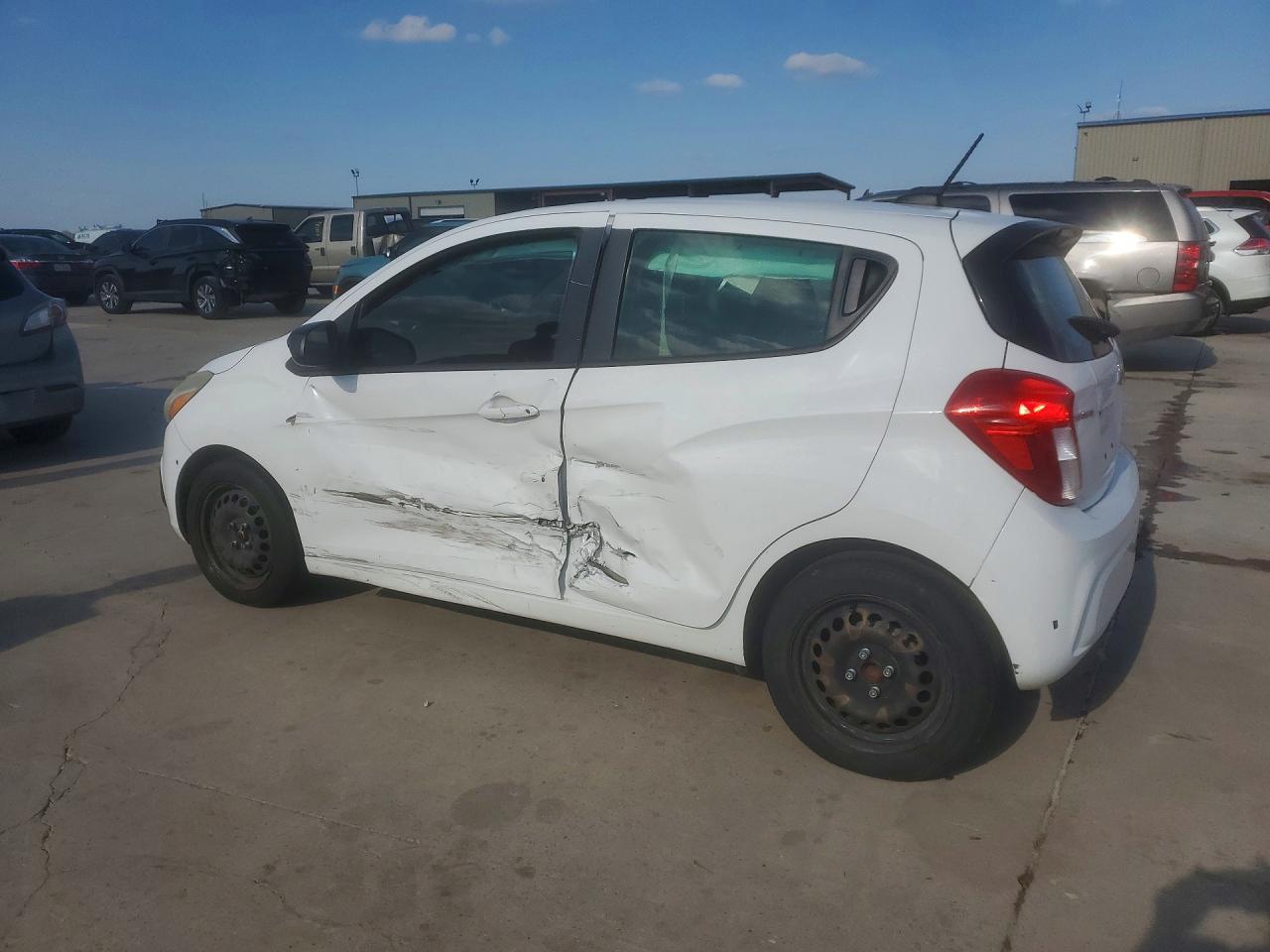 2017 CHEVROLET Spark
