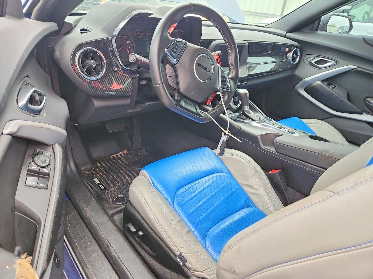 2023 CHEVROLET Camaro