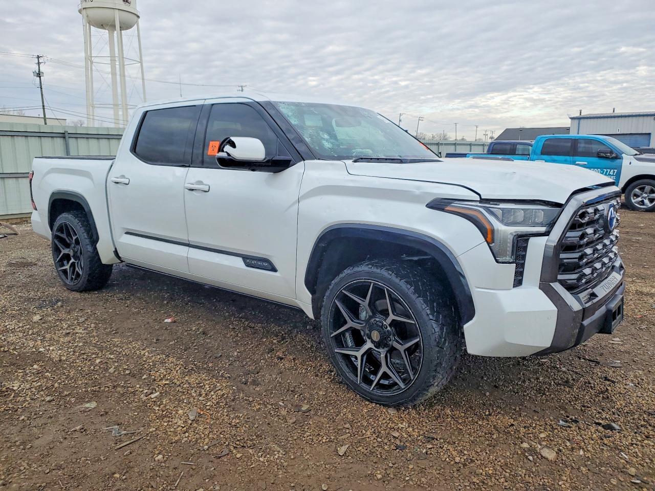 2023 TOYOTA TUNDRA
