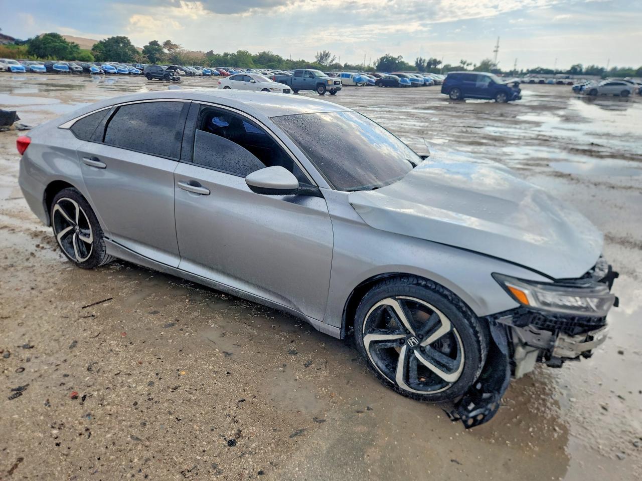 2018 HONDA ACCORD