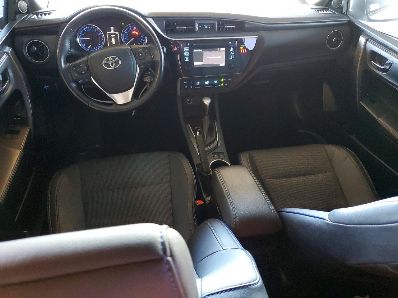 2019 TOYOTA COROLLA