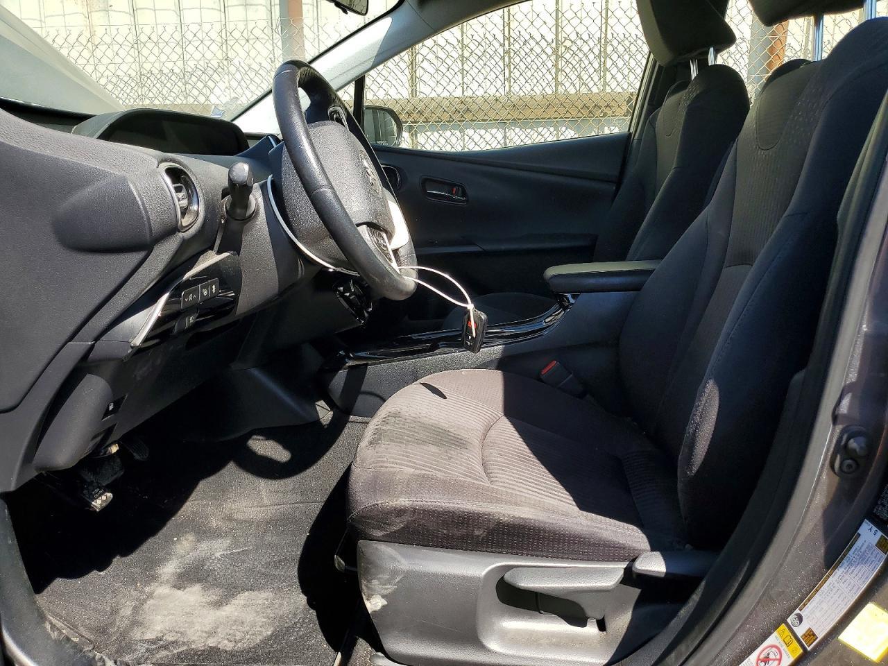2018 TOYOTA PRIUS