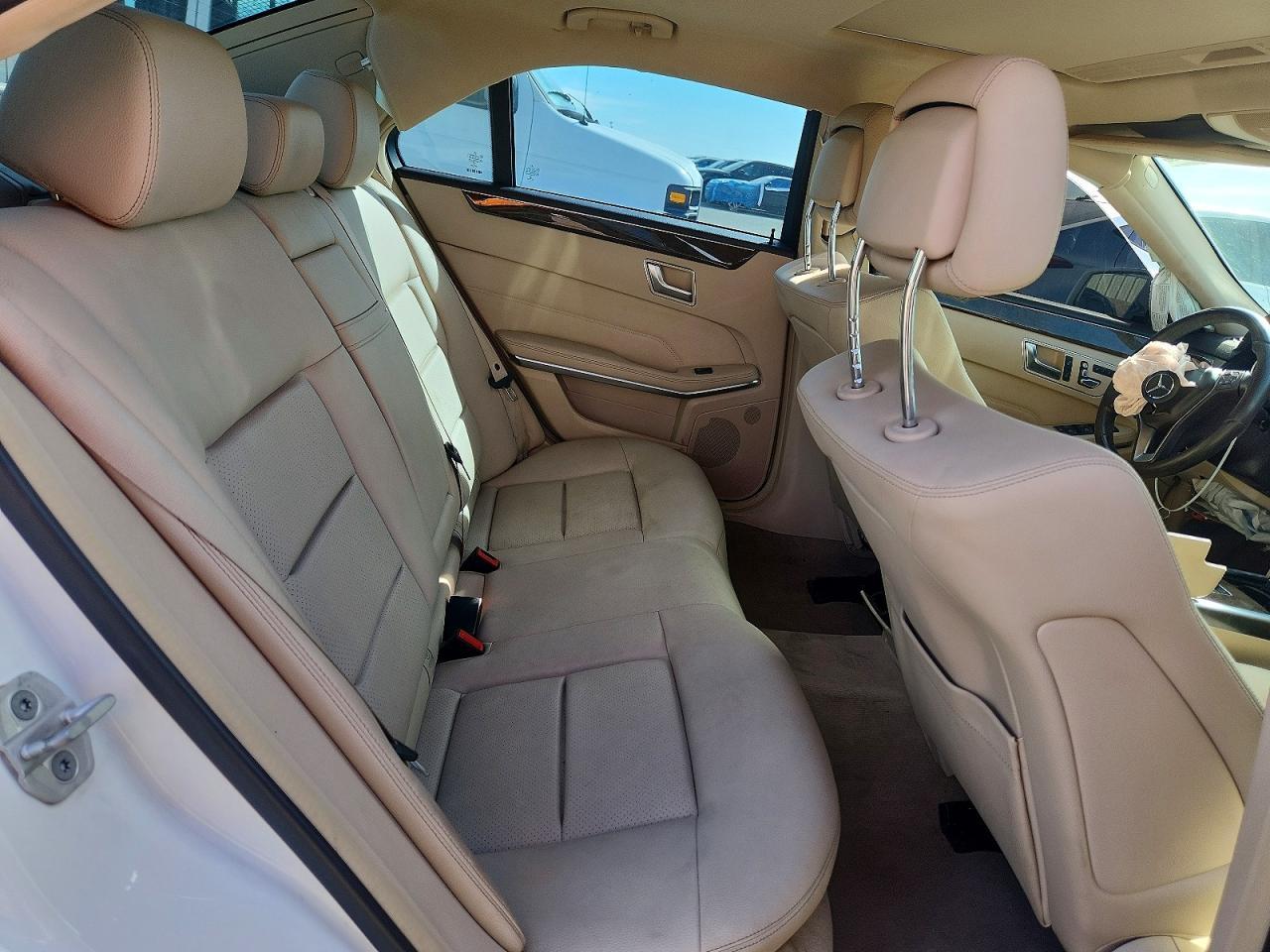 2016 MERCEDES-BENZ E-Class