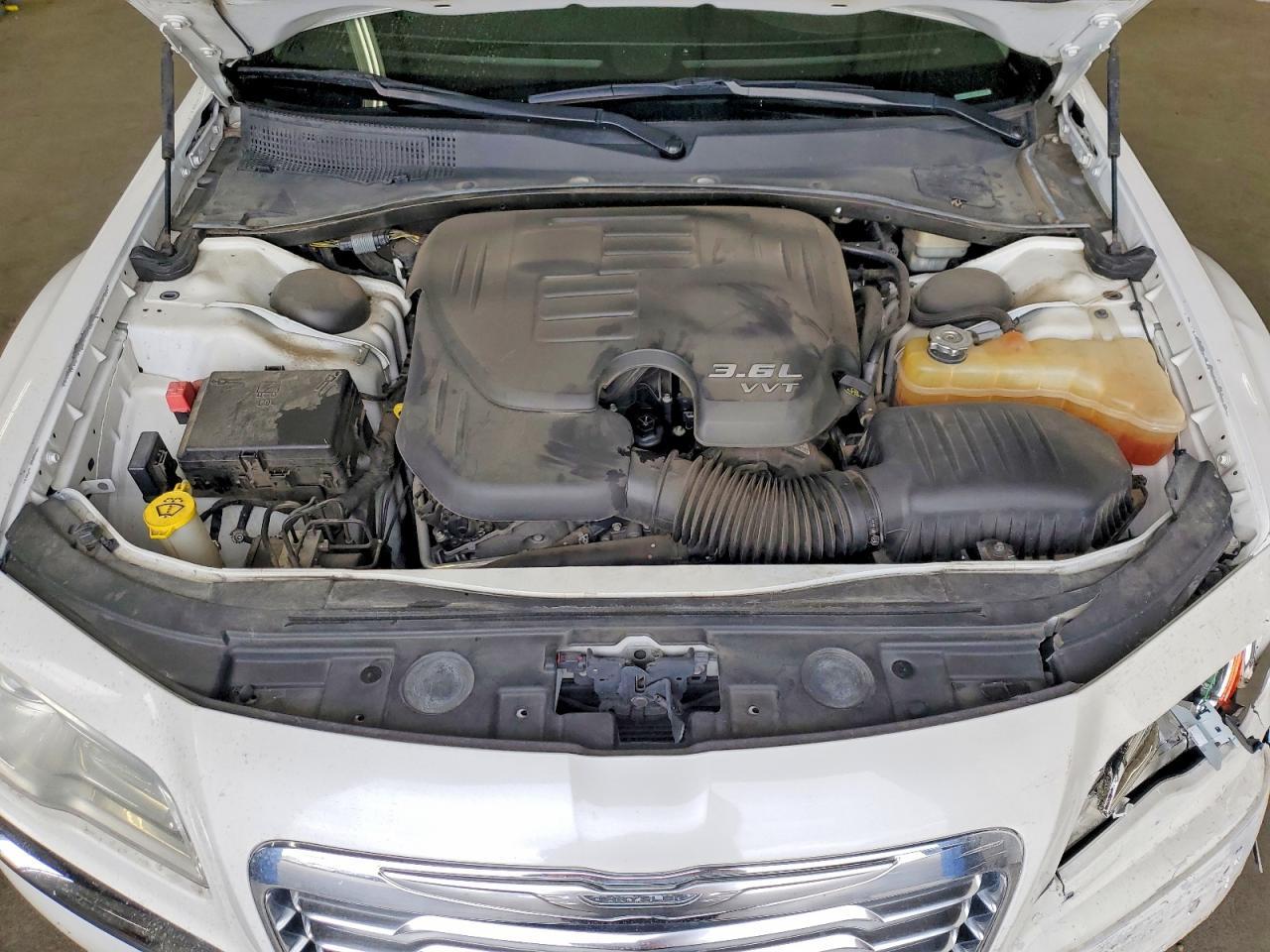 2014 CHRYSLER 300
