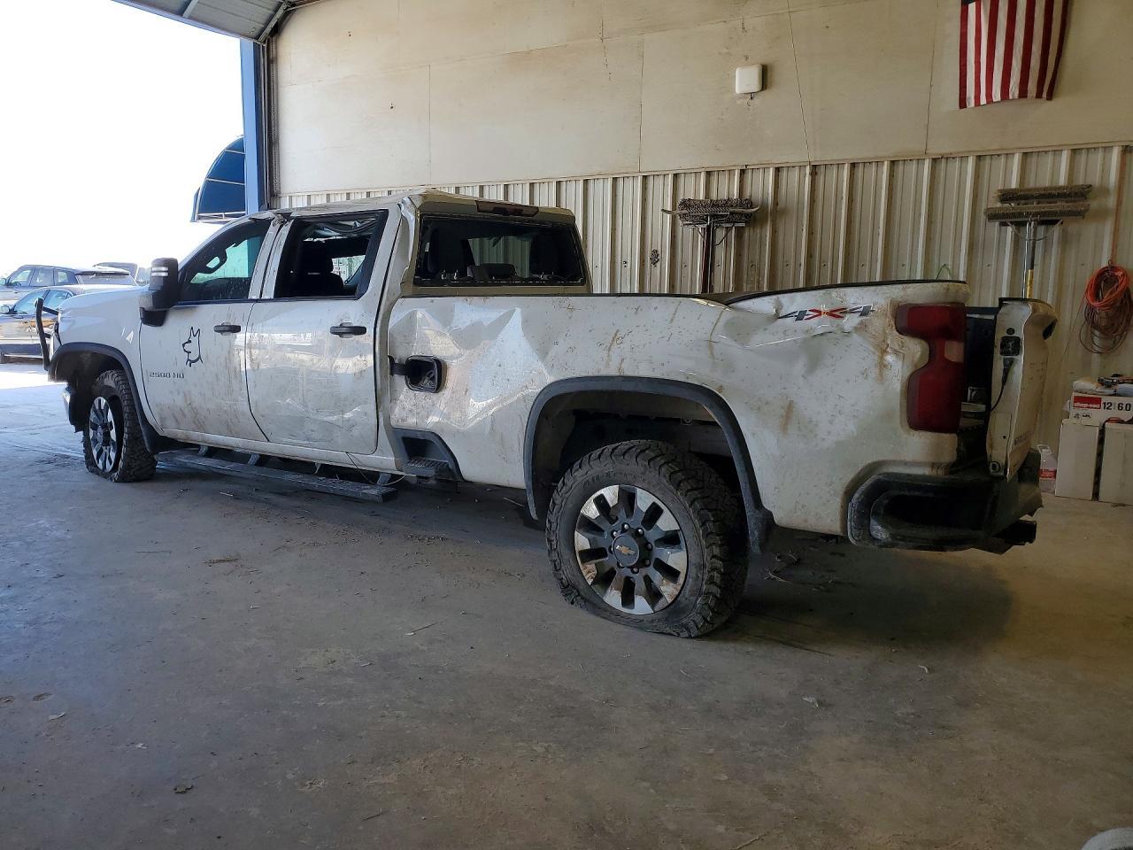 2022 CHEVROLET Silverado
