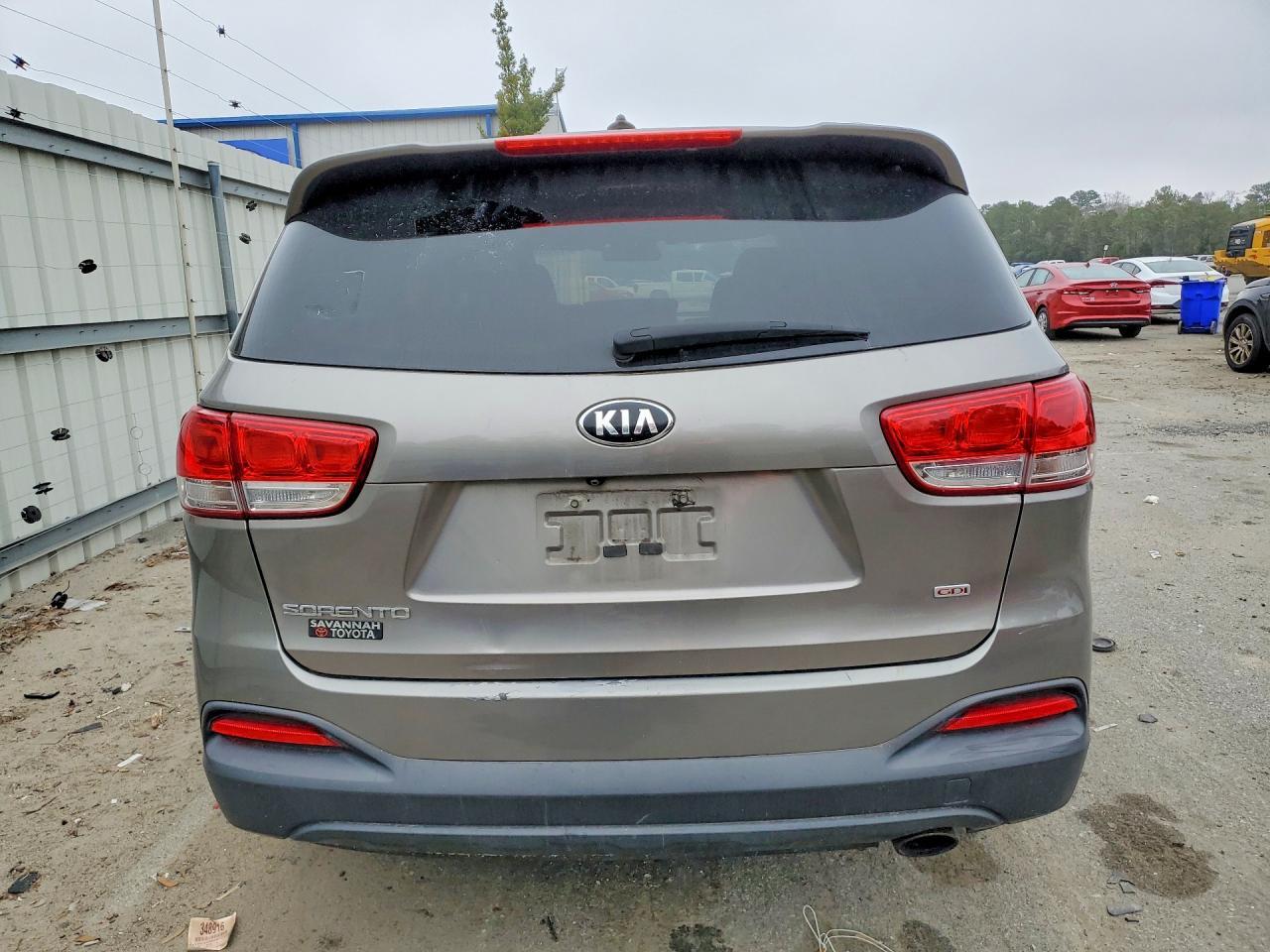 2016 KIA SORENTO