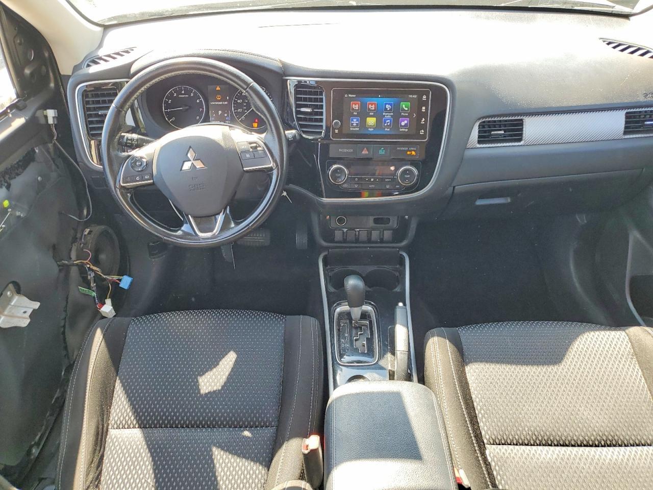 2017 MITSUBISHI outlander