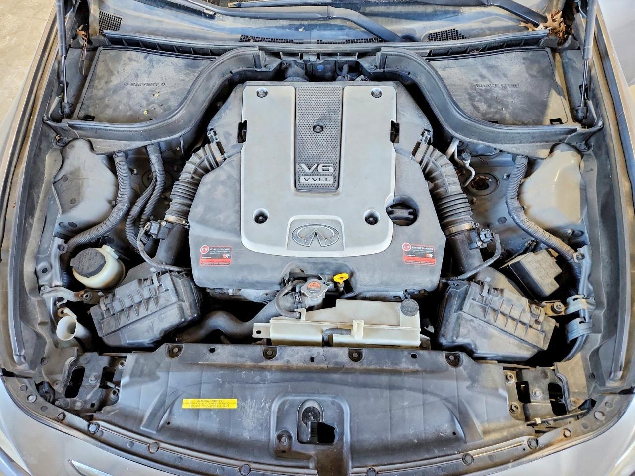 2013 INFINITI G37