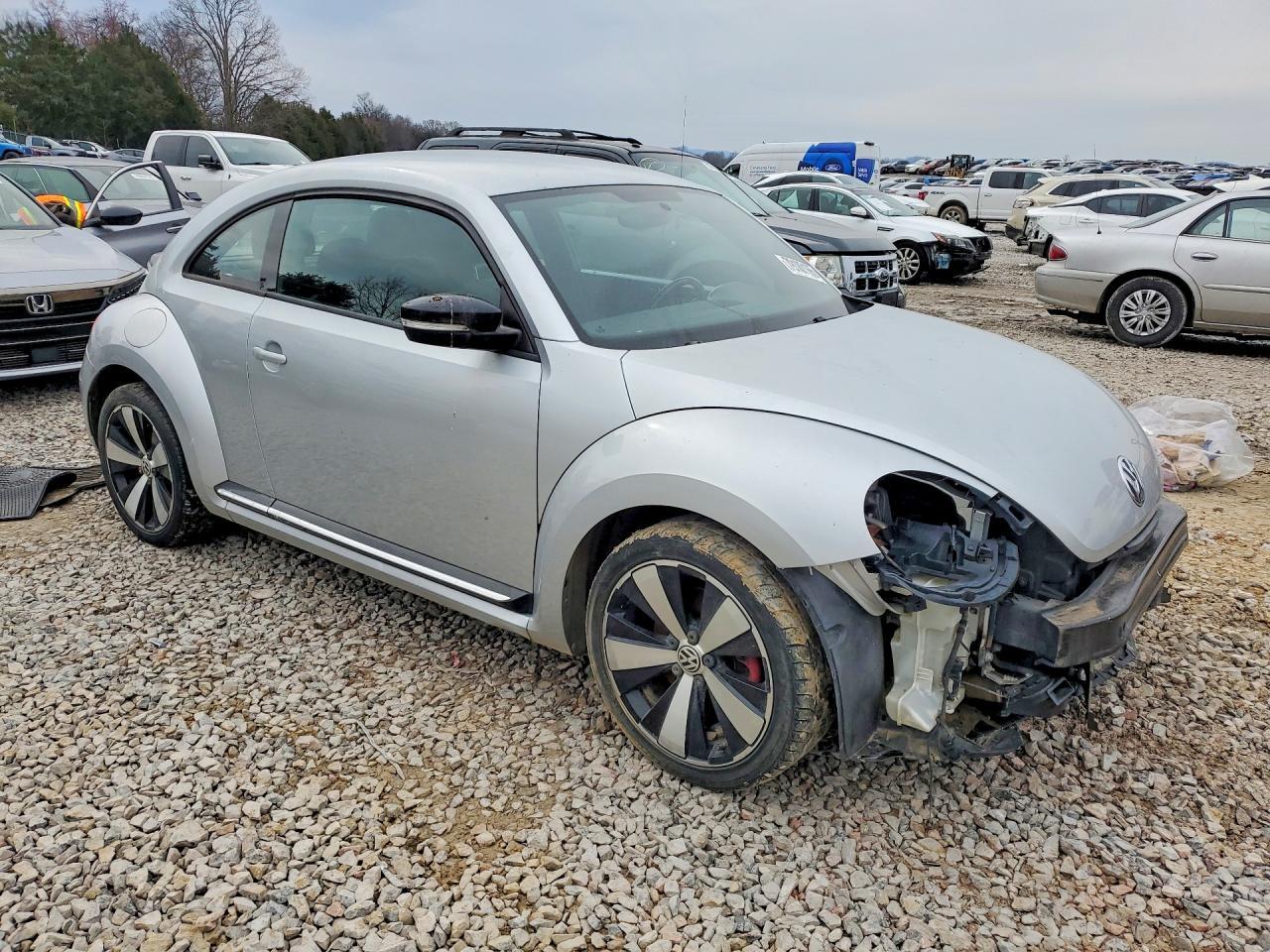2012 VOLKSWAGEN Beetle