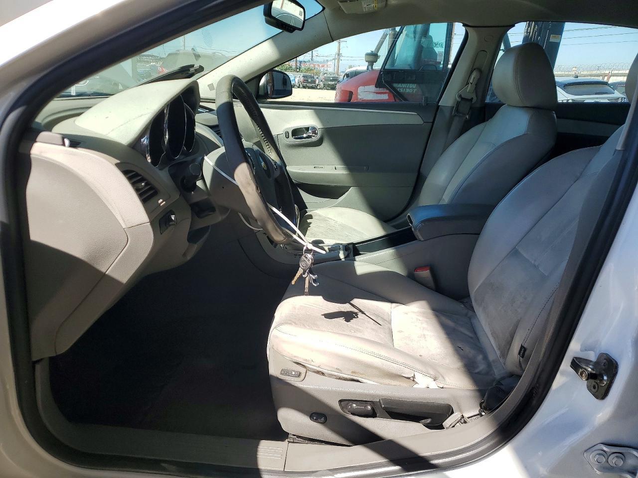 2011 CHEVROLET MALIBU