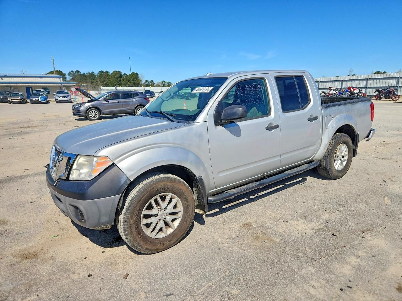 2017 NISSAN Frontier