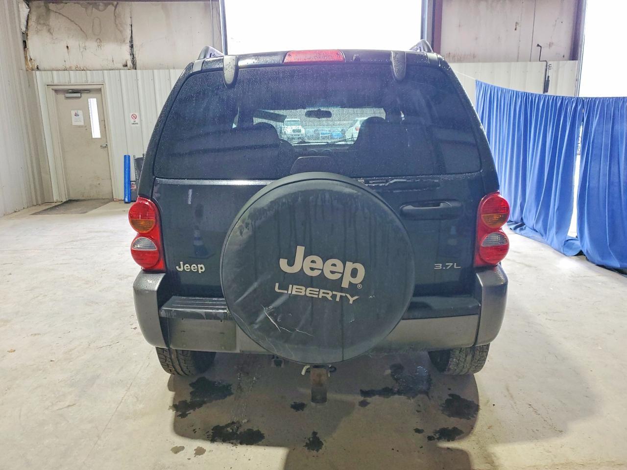 2004 JEEP Liberty