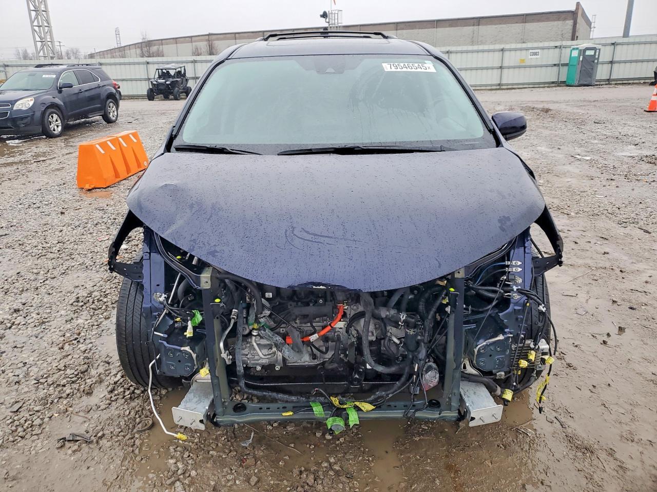 2022 TOYOTA SIENNA
