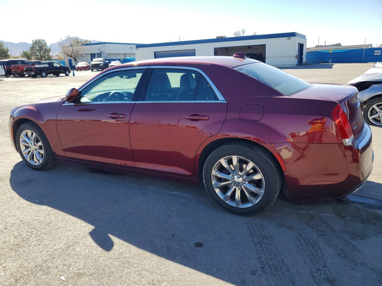 2016 CHRYSLER 300